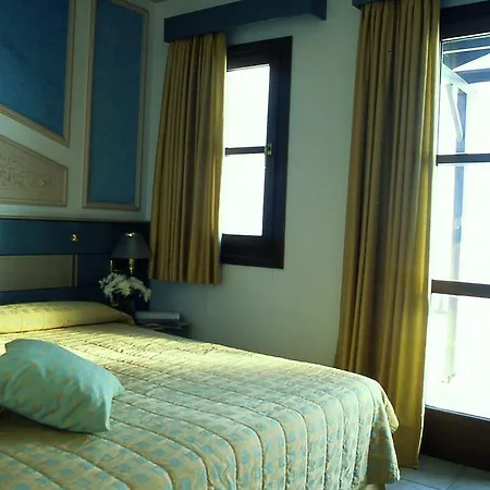 Mitsis Royal Mare Resort 5*